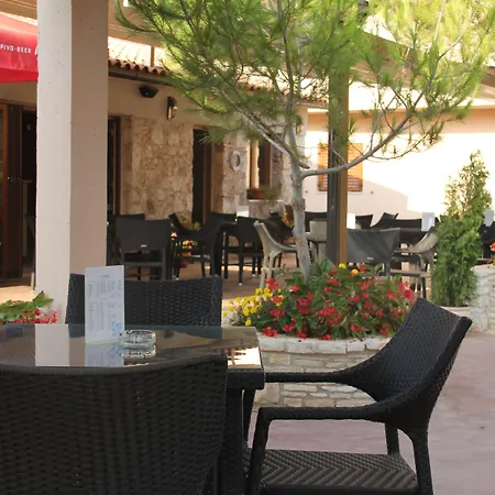 Elizabeta Hotel 4*